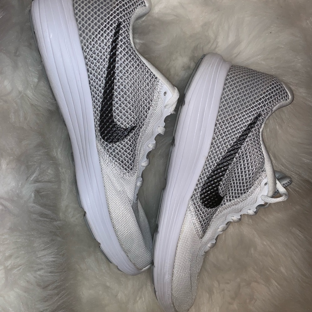 Nike Revolution 😍😍